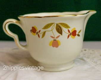 Vintage Hall's Superior Jewel Tea Autumn Leaf Style D Curvy Creamer