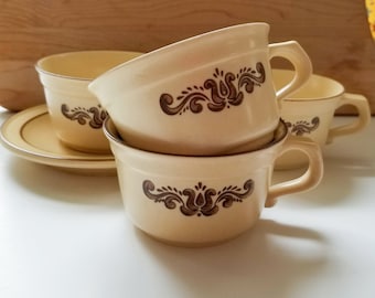 Village (Made in USA) by Pfaltzgraff No Saucers Eight Vintage Flat Cups