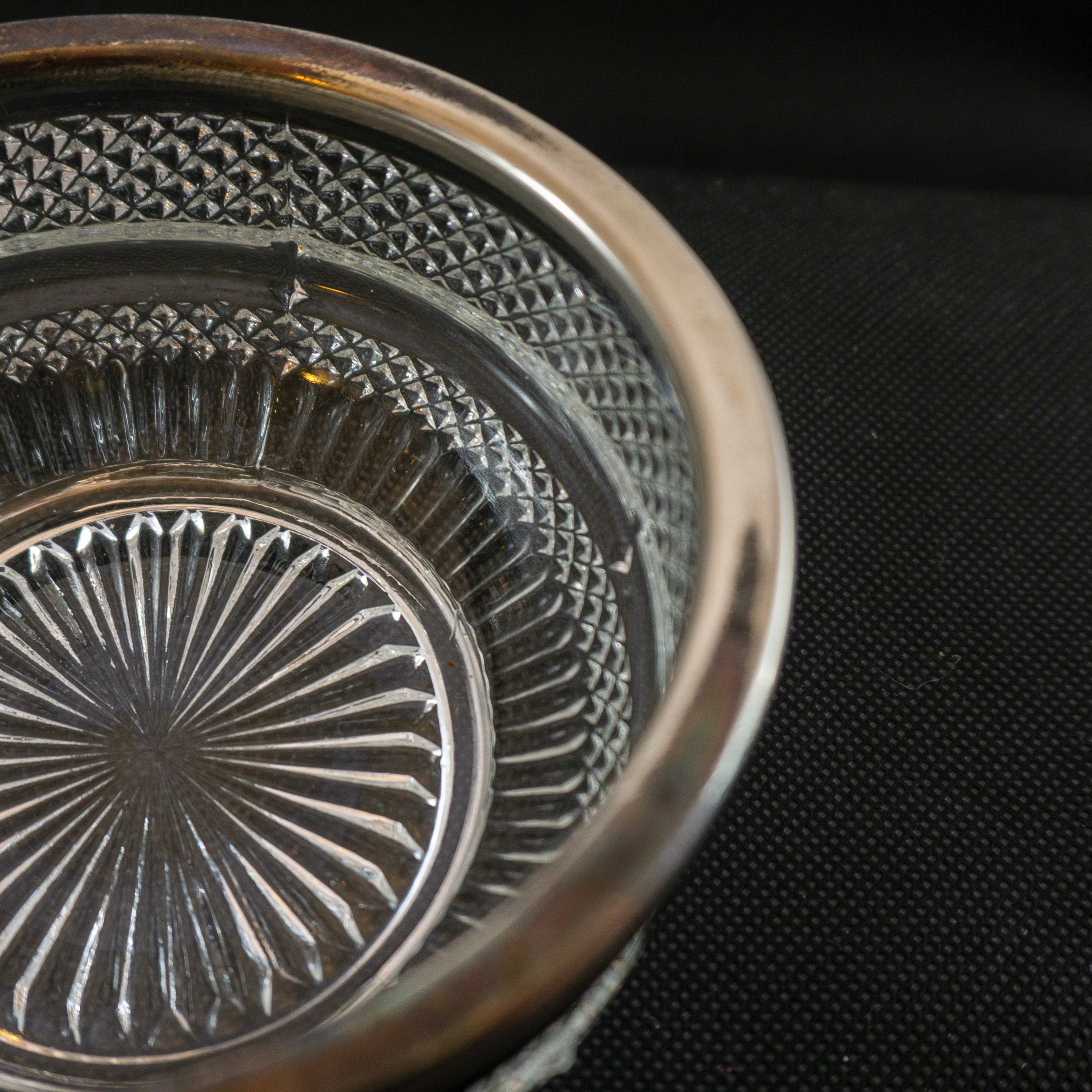 Diamond Pattern Crystal Nut Bowl with Silver Plated Rim 41/2