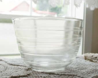 Discontinued Vintage Mid Century Clear Pyrex for Westinghouse Pouring Mixing Bowl Beehive Glass