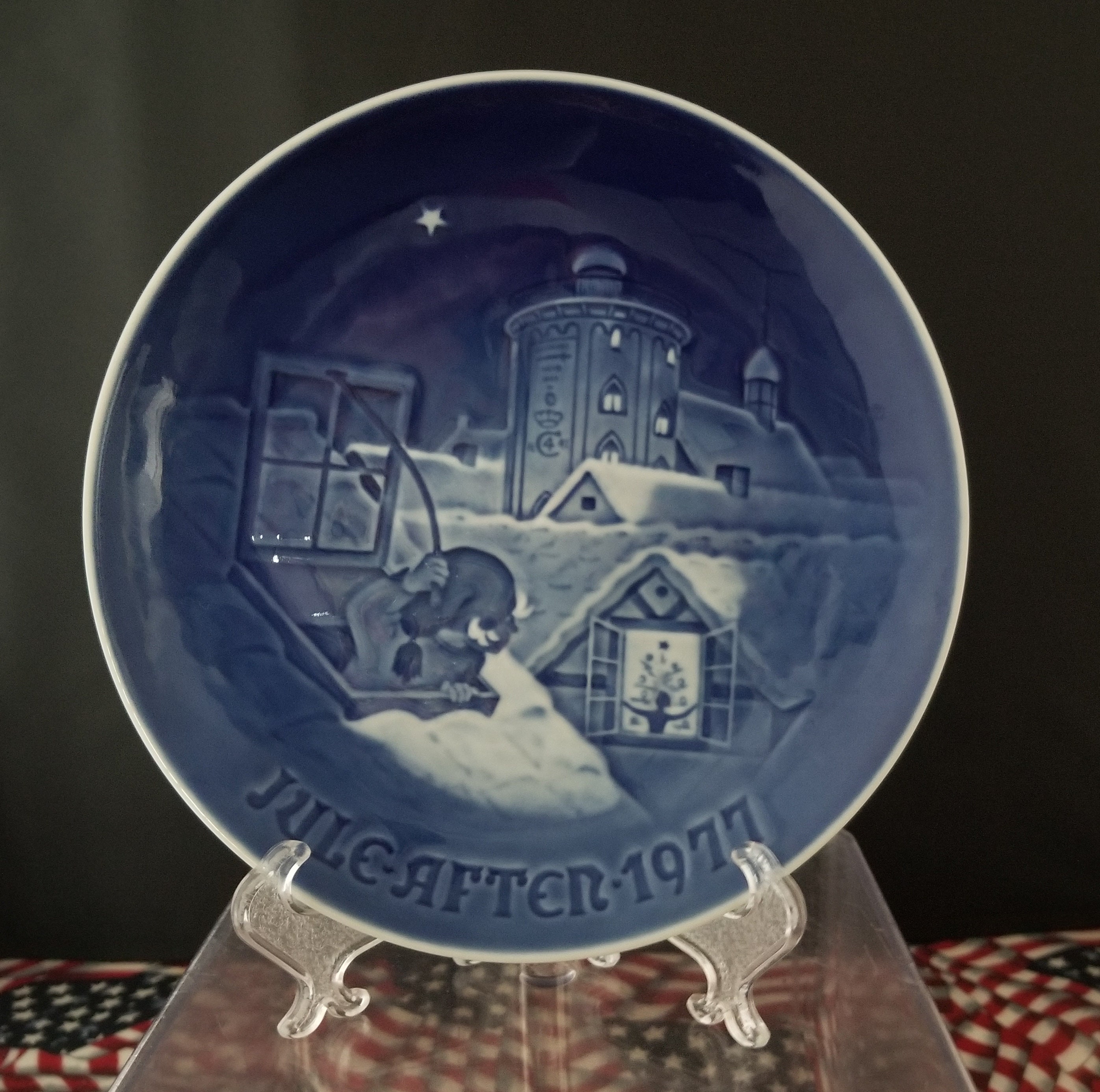 Vintage Royal Copenhagen Porcelain Christmas Plate Jule After 1977