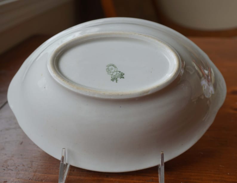 Set of Two Vintage Warwick Pattern Bowls 09071 Oval Serving Dish and One 7.5 Inch Soup Bowl Gold and Green c1930s
