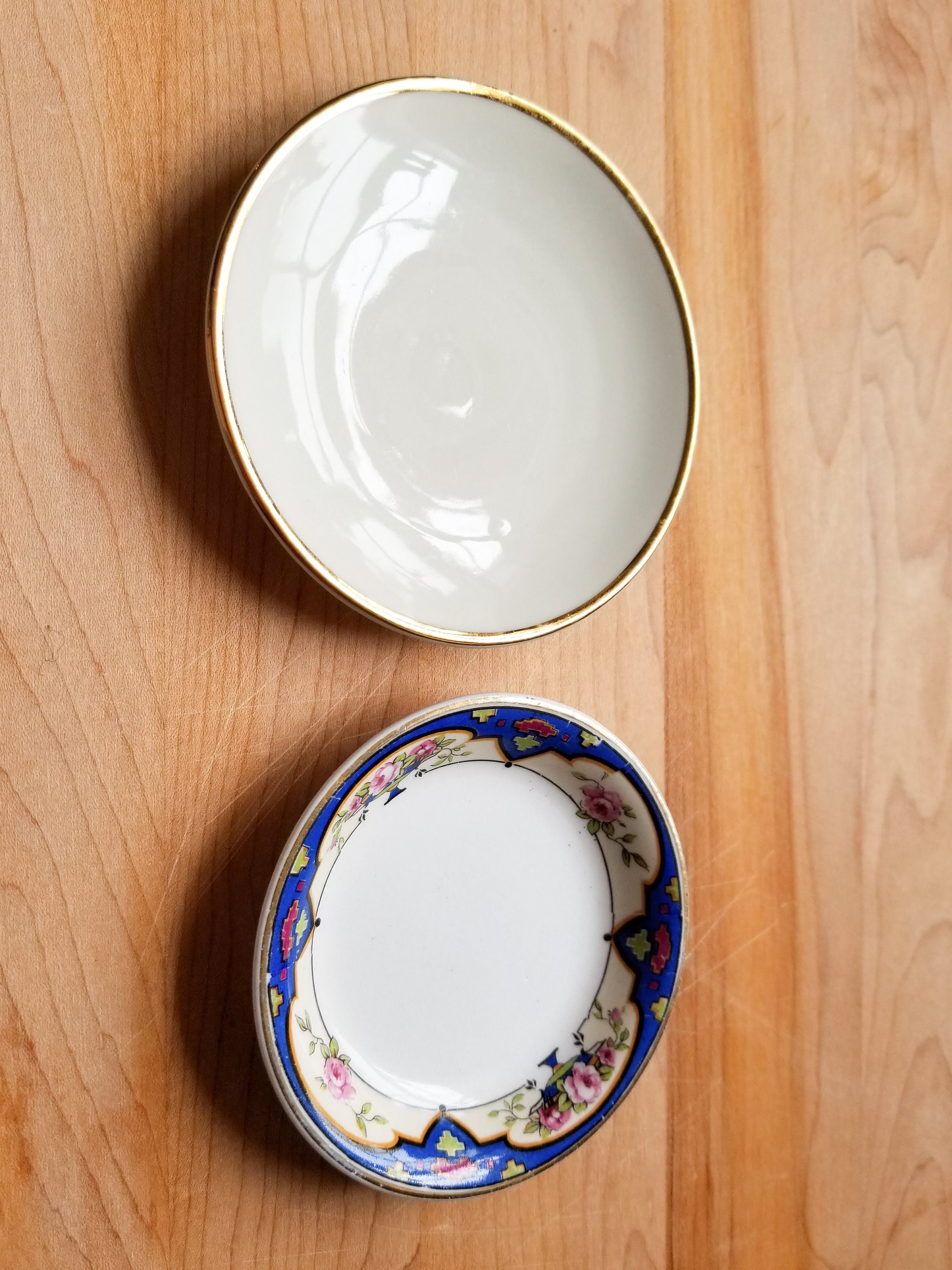 NINE Vintage Tea Bag Rests Personal Ashtrays from All Over the World