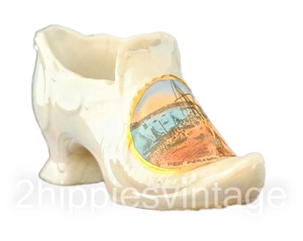 Bone China Embossed Miniature High Heel Shoe Slipper