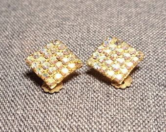 Vintage Iridescent Aurora Borealis Crystal Gold Tone Earrings Unsigned
