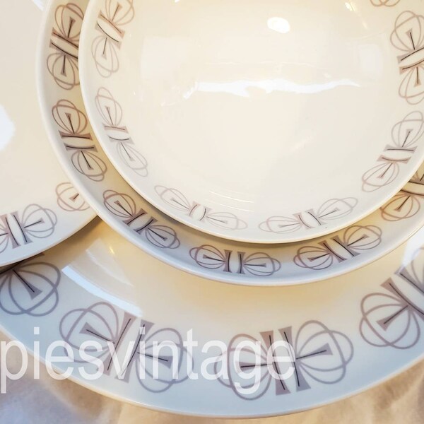 CHOICE Merry-Go-Round Tableware by Franciscan  - Gladoing McBean & Co.  Whitestone Ware by TTK Japan.