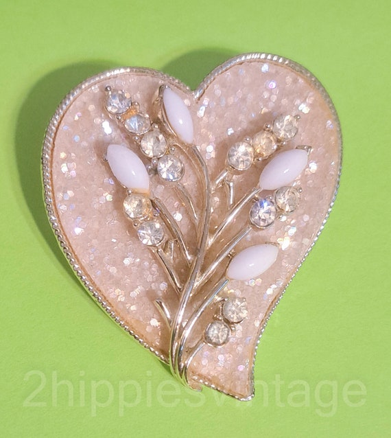 CORO Large Vintage Pink Heart=Shaped Sparkly Pin B