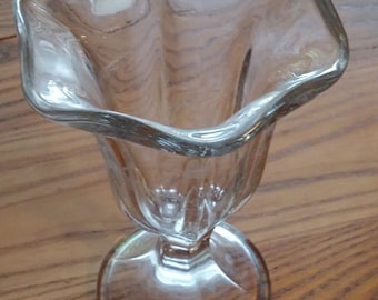 Four Vintage Anchor Hocking Large Tall TWO SCOOP Footed Parfait Glass MARKED
