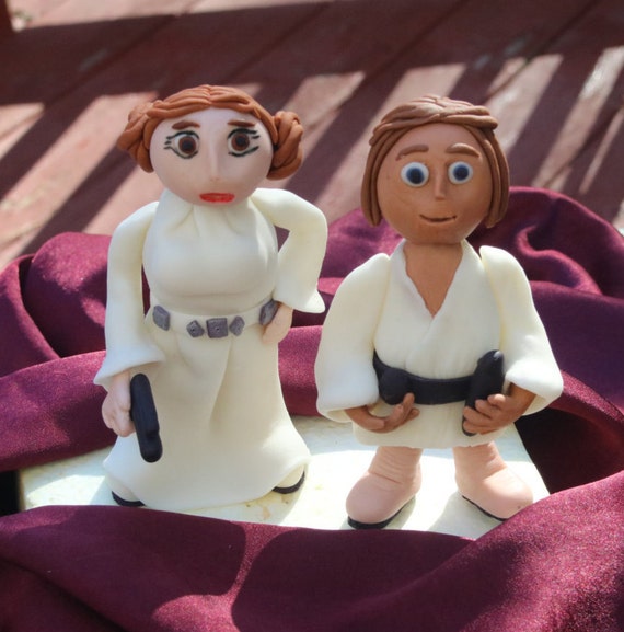princess leia cake topper