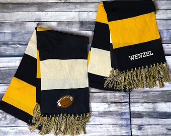 Bufanda personalizada de equipo de fútbol: ropa deportiva personalizada. Kota Couture