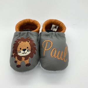 Crawling shoes Leather slippers Crawling slippers grey/brown with lion and name, personalised, embroidered NEW