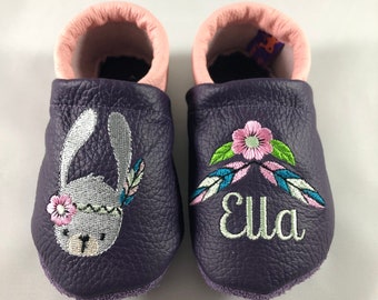 Leather baby shoes, purple/pink with Native American rabbit and feather, boho style, embroidered, personalized with name