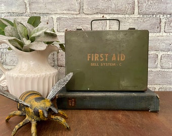 Bell Systems-C Industrial First Aid Kit Box! Green Industrial Decor! Medical Advertising!