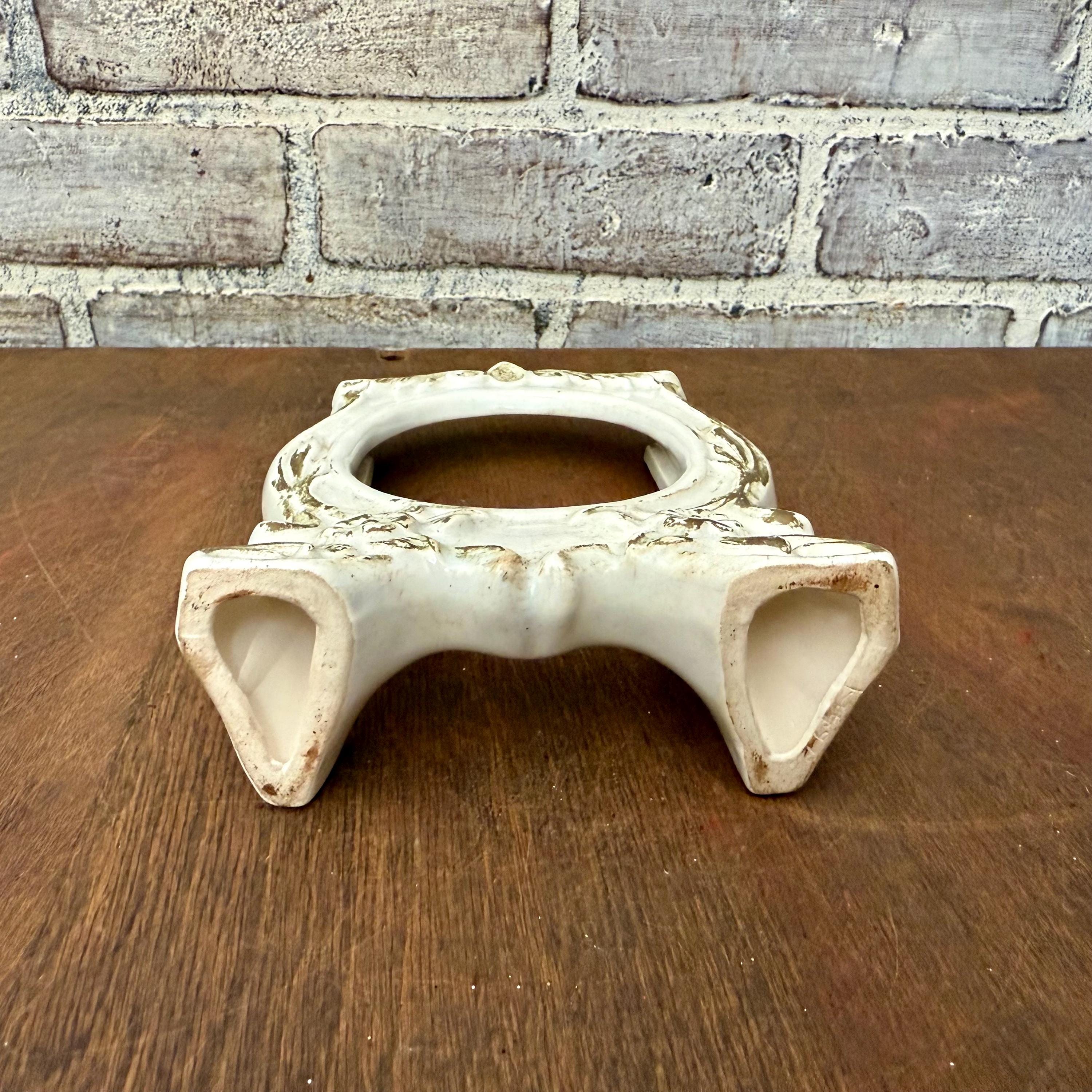Vintage White & Gold Ceramic Picture Frame! - Etsy
