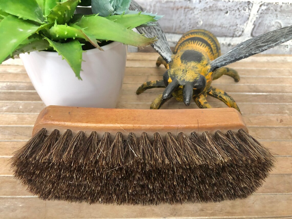 Esquire Brush 100 Horsehair Vintage Wood Handle Brush