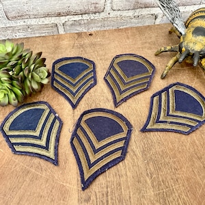 US Army Staff Sargeant Patches! Set of 5! Chevron! Vintage Military Patches! Militaria Collectible!