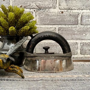Enterprise No 50 Sad Iron: Farmhouse Laundry Decor, Doorstop