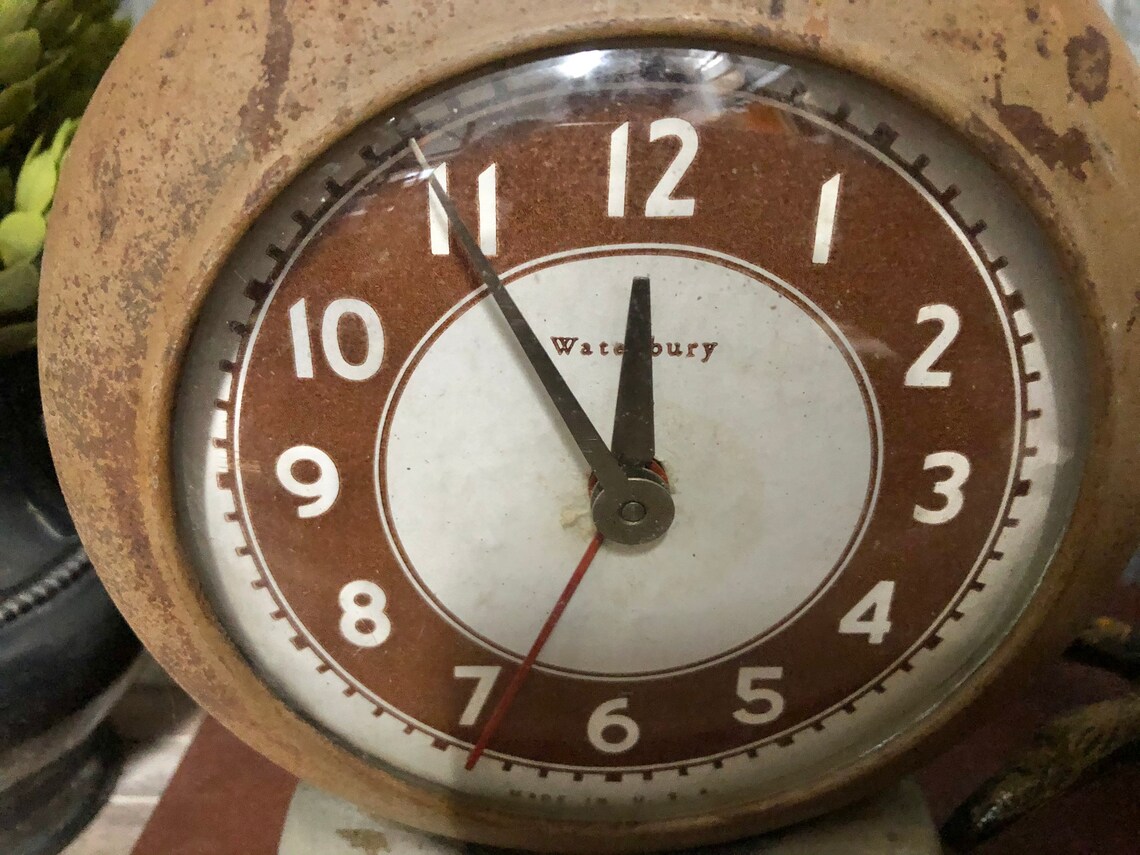 Waterbury Wind Up Alarm Clock Vintage Clock Collector Etsy