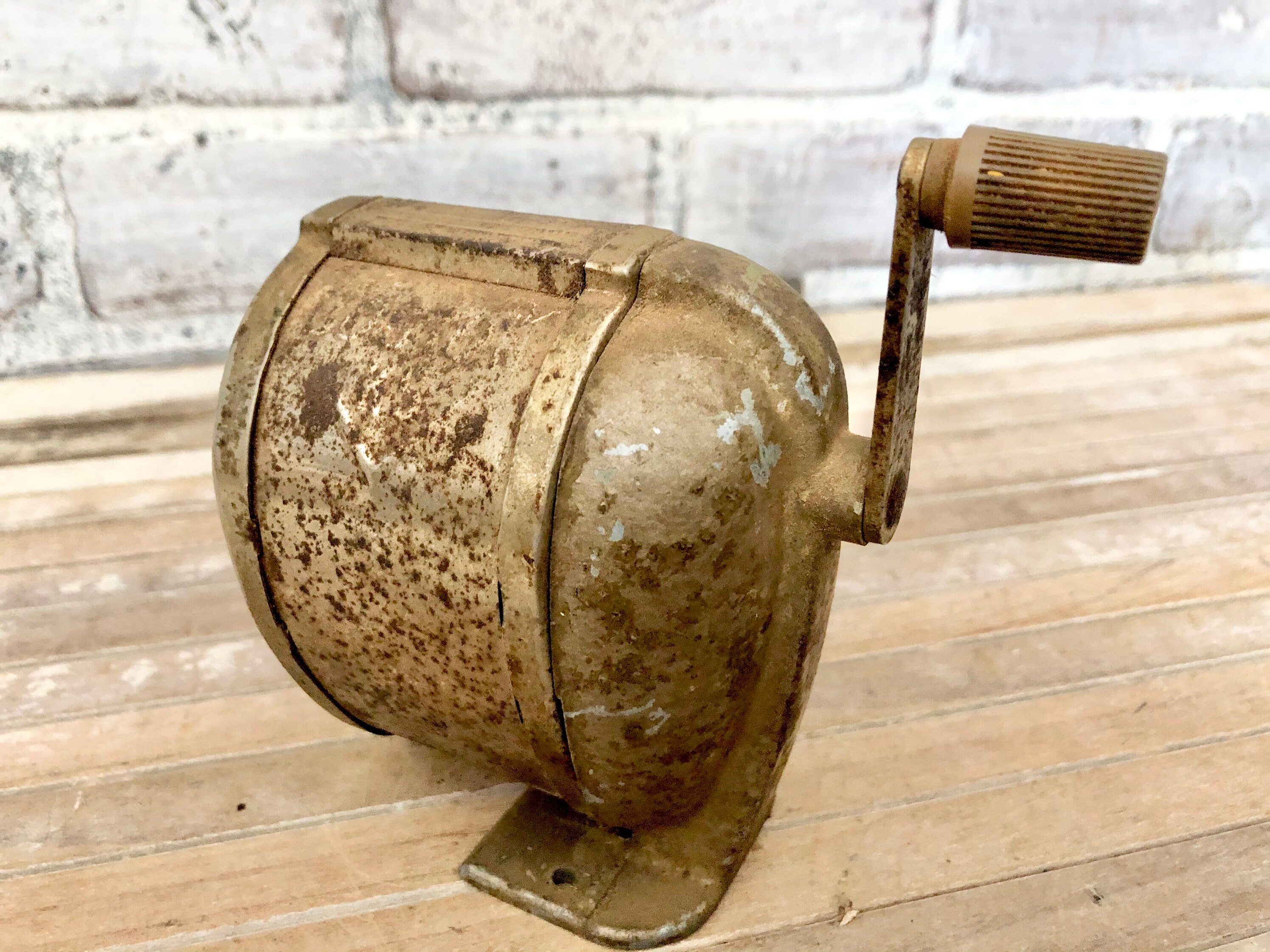 boston manual pencil sharpener