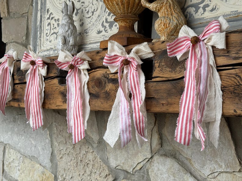 Curated visual reference: Scandinavian Outdoor Garland Reference: Christmas Shabby Rustic Colonial Farmhouse Red Striped Bow Garland