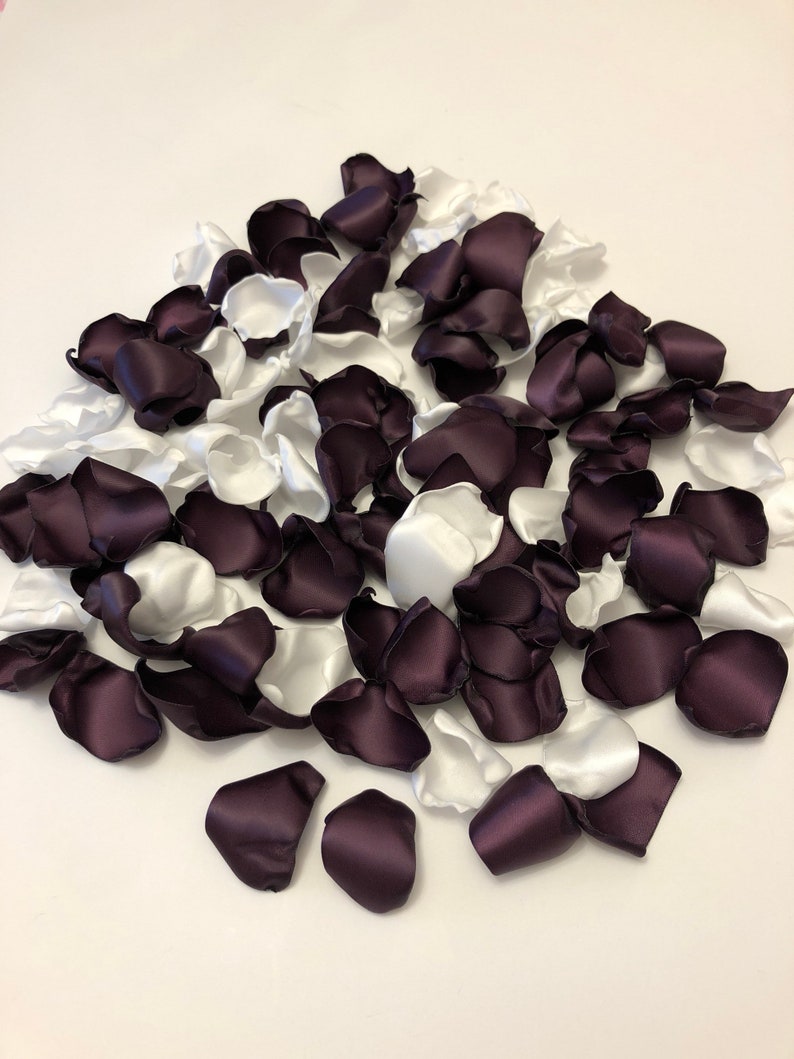 Dark Purple Rose Petals Flower Girl Petals Gothic Wedding Etsy