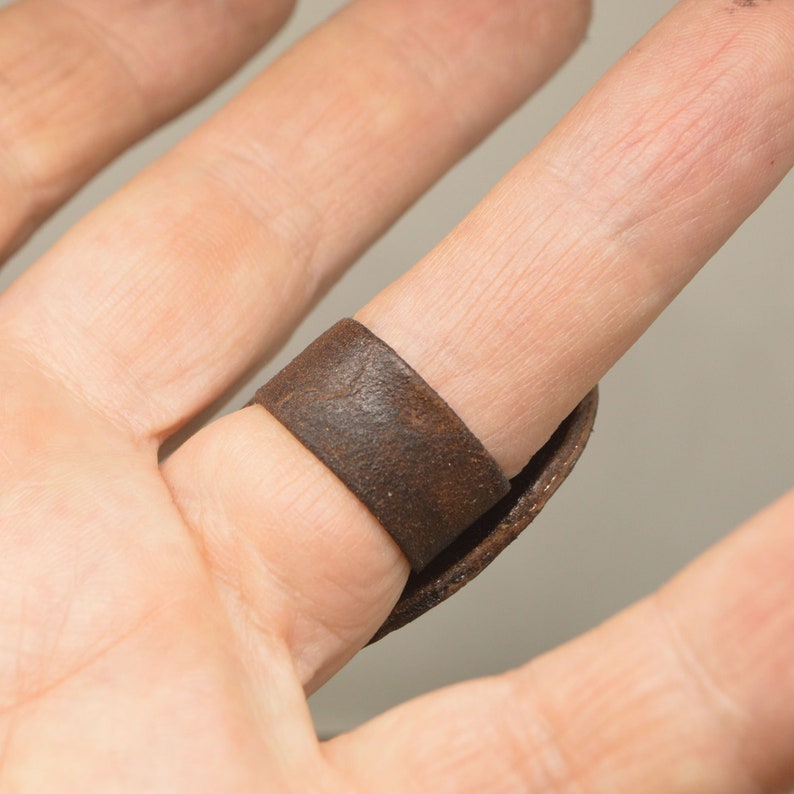 Large leather Ring geometric ovale embossed Leather jewelry