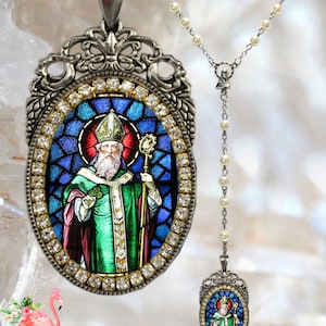 Saint Patrick Rosary - Patron Saint of Ireland; Engineers; Paralegals; Invoked against snakes & Sins - Handmade Charm Jewelry Medal Pendant
