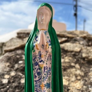 Einzigartige handbemalte Statue Unserer Lieben Frau