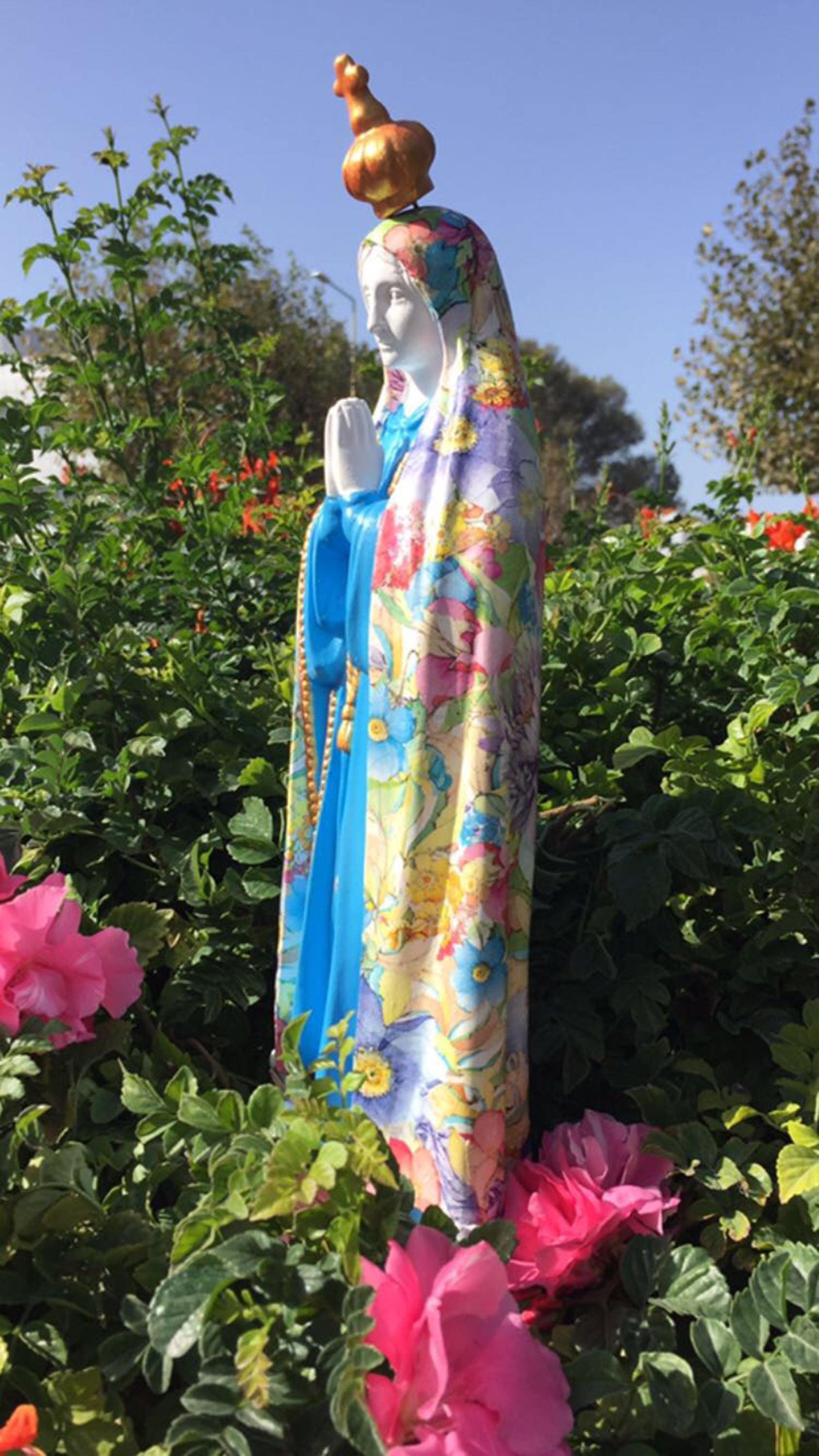 Big Unique Handpainted Our Lady Statue; Religious Mary statue; Plaster