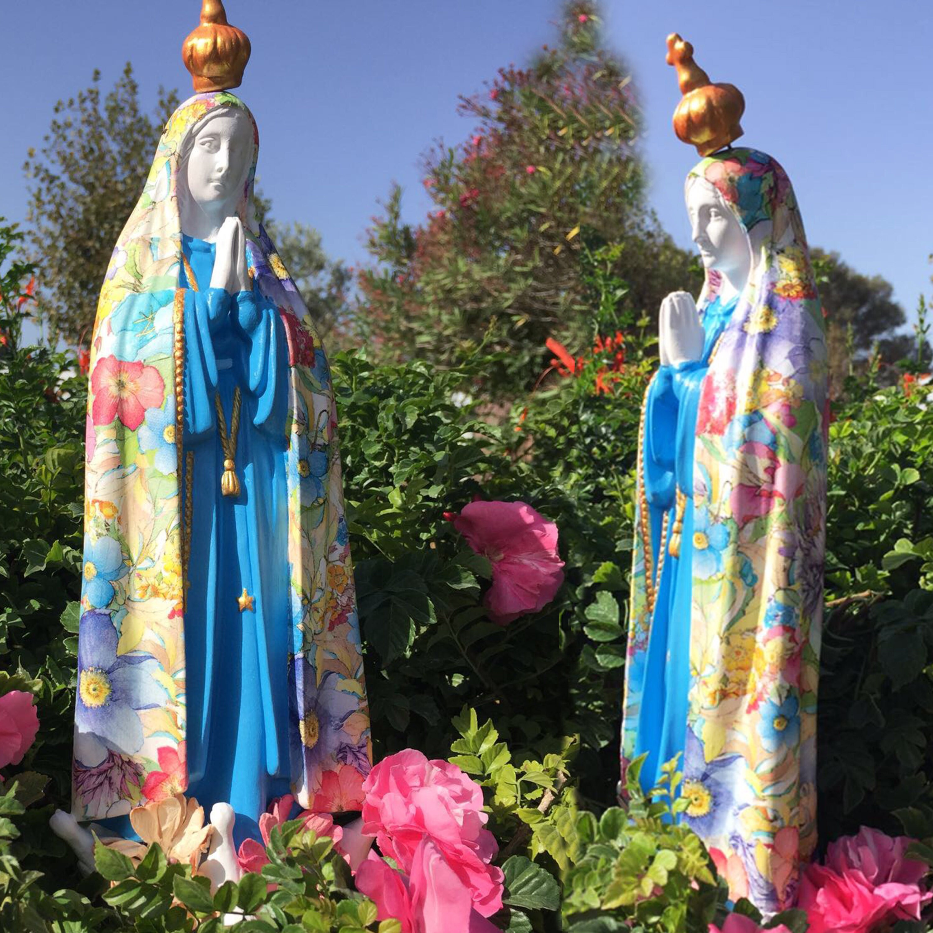Big Unique Handpainted Our Lady Statue; Religious Mary statue; Plaster; Catholic; miracle Mary