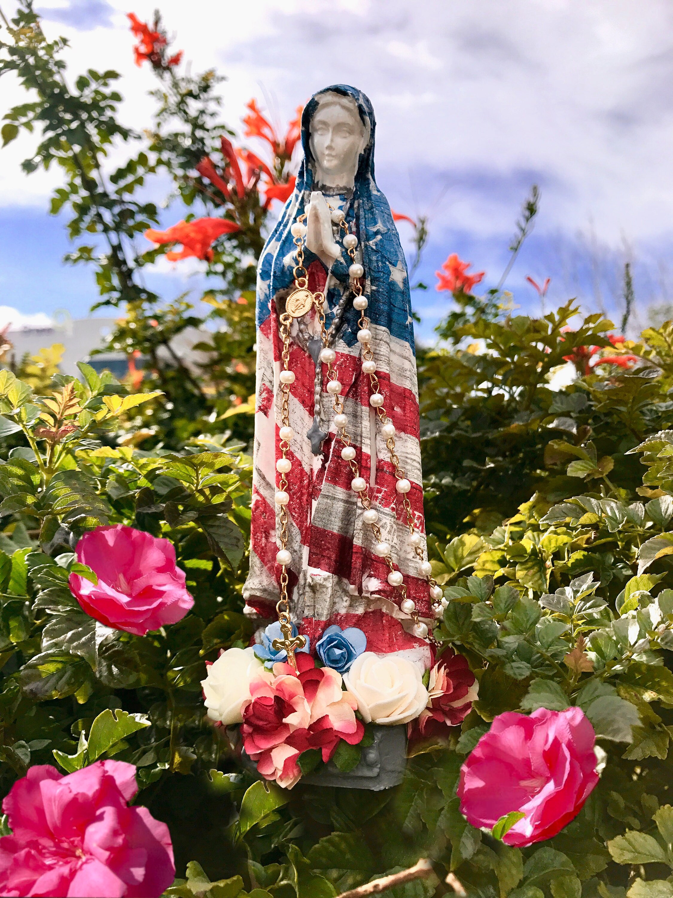 Unique Our Lady USA Hand-painted Statue; Religious Mary statue; Plaster
