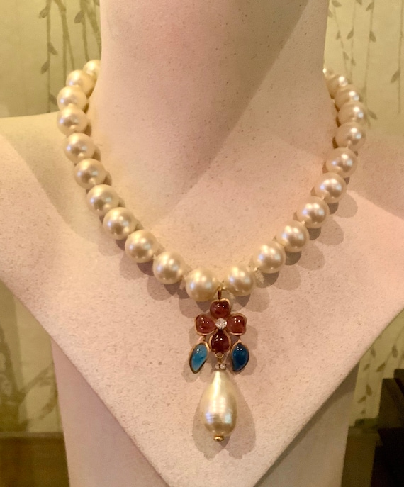 Chanel 1983 Gripoix Pearl and Gripoix Poured glass