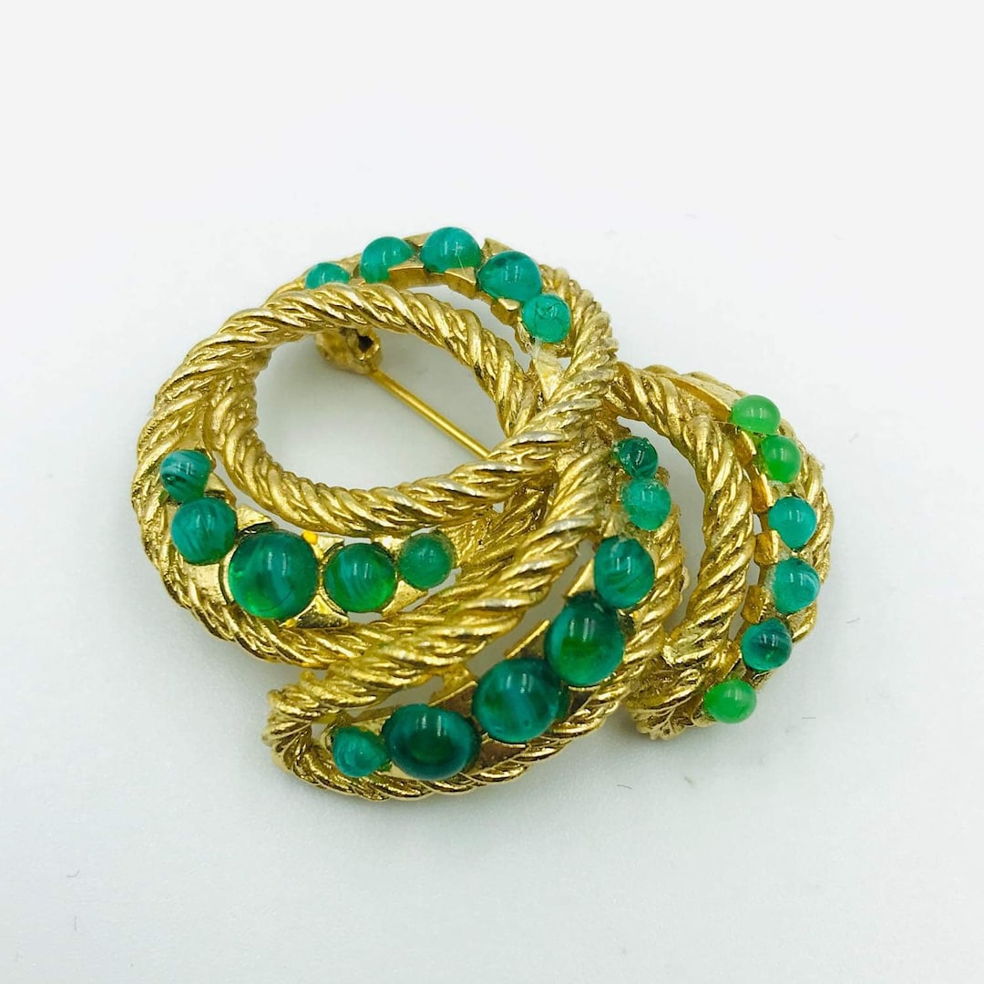 Boucles d'oreilles dormeuses pierre et perles Boucles d'oreilles dormeuses pierre et perles