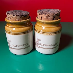 Vintage Bendigo Pottery Spice Jars – Pair – Australian Pottery –