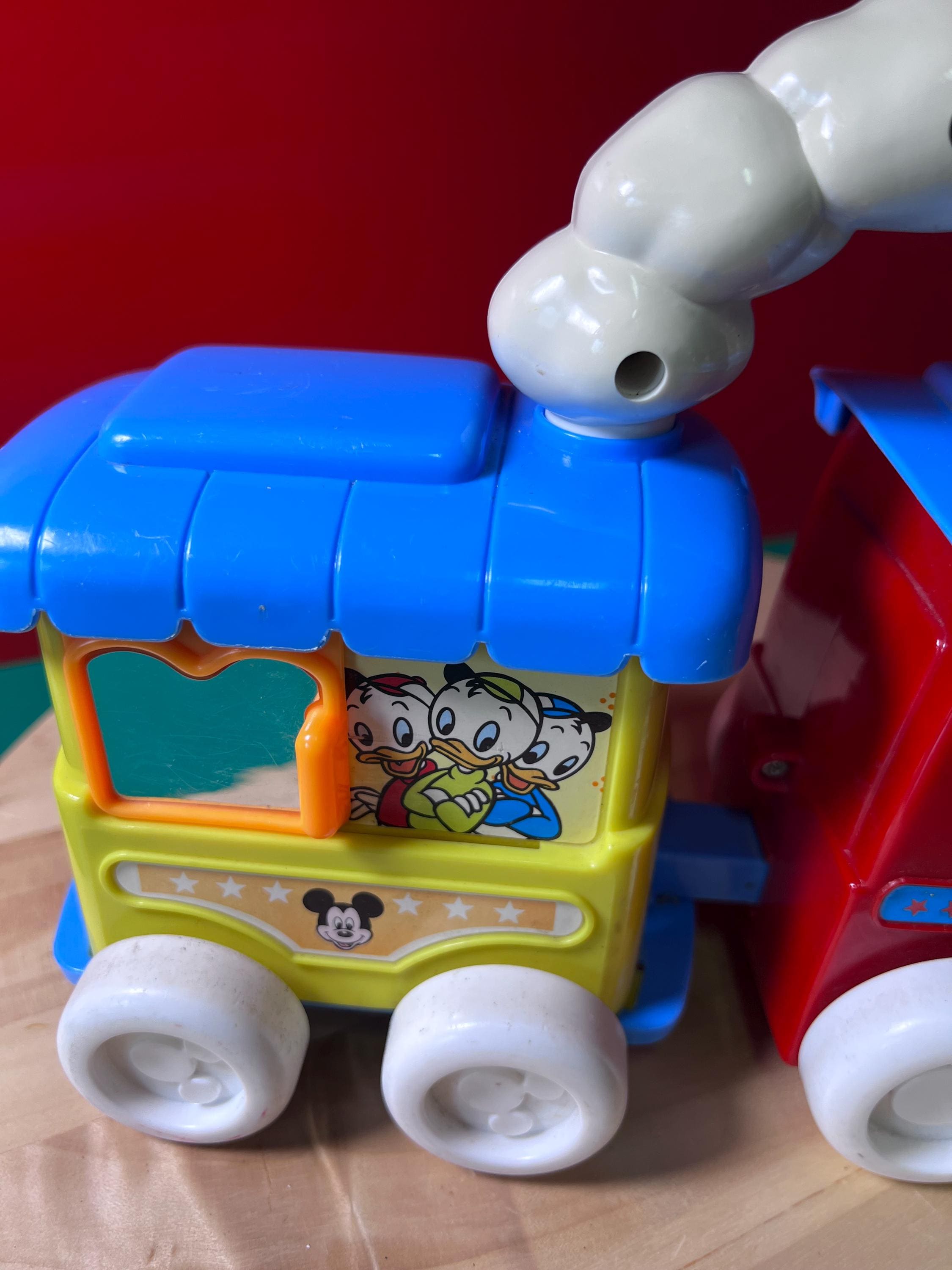 ヴィンテージディズニーおもちゃの列車：ミッキーマウス、ドナルド