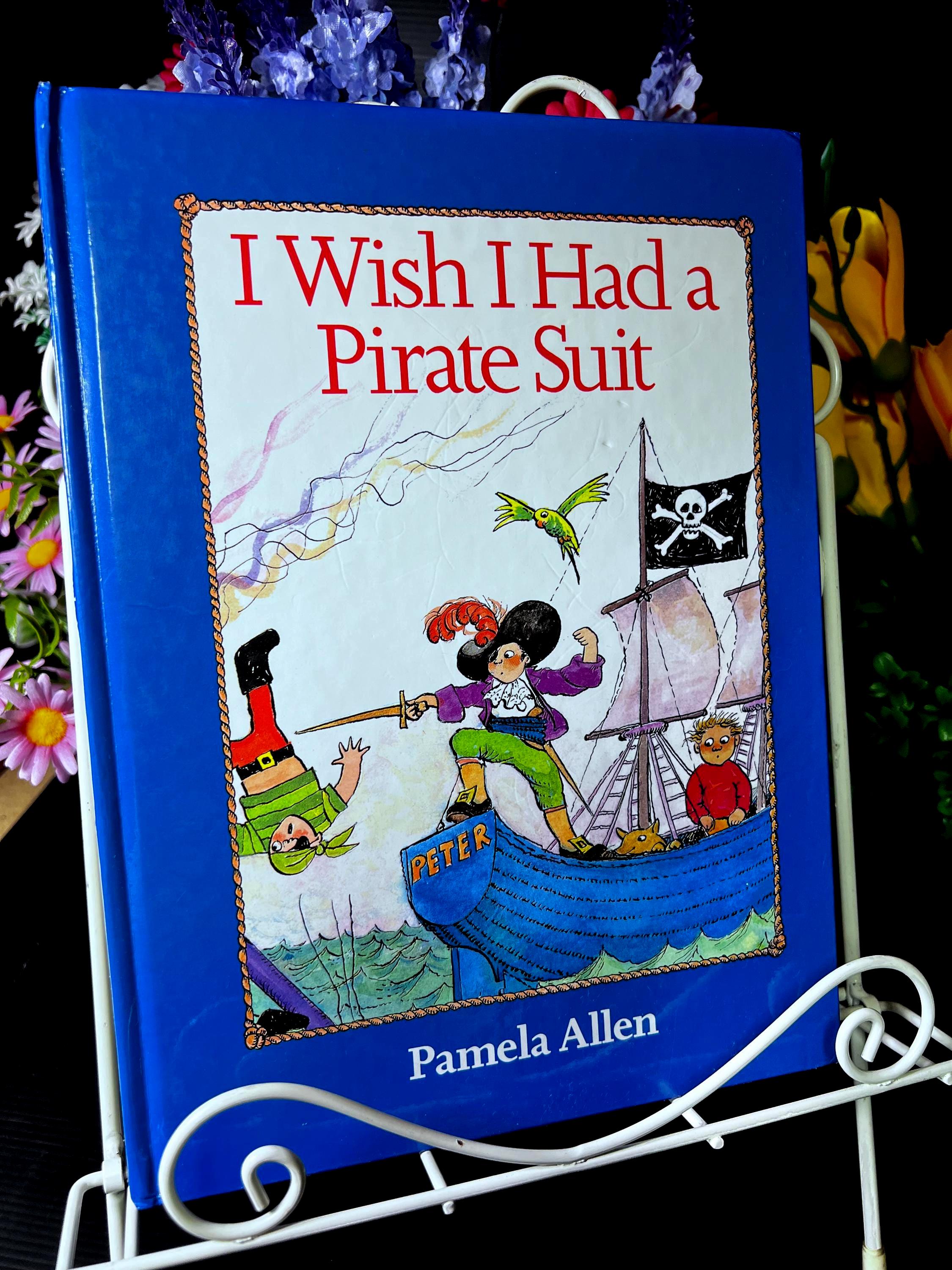 Vintage children's book pirates - Etsy 日本