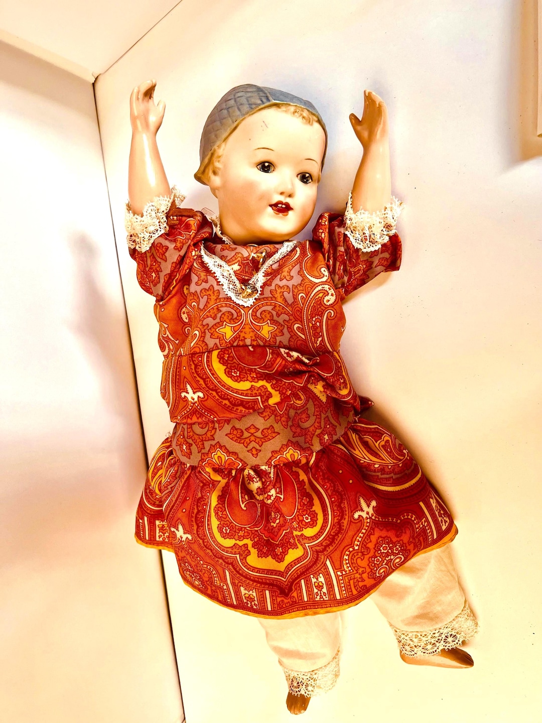 TRÈS BEAU ANCIEN POUPON BÉBÉ NOIR TETE BISCUIT HEUBACH - HT 33 CM