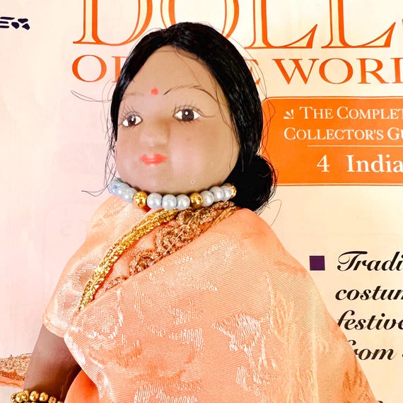 Poupée indienne en porcelaine avec bébé – 40 cm - Jeux & Jouets