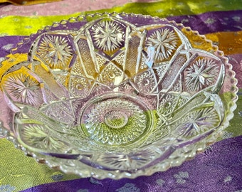 Vintage Pressed Glass Bowl Candy Nut Serving Dish 19cm