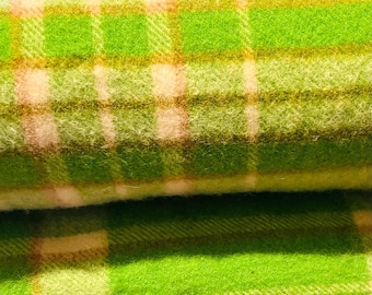 Vintage Guadames Wool Blanket Set: Retro Green Throw, Queen/King Size