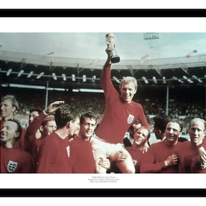 England 1966 World Cup Final Bobby Moore & Team Photo Memorabilia