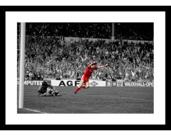 Ian Rush Liverpool FC Legend Spot Colour Photo Memorabilia