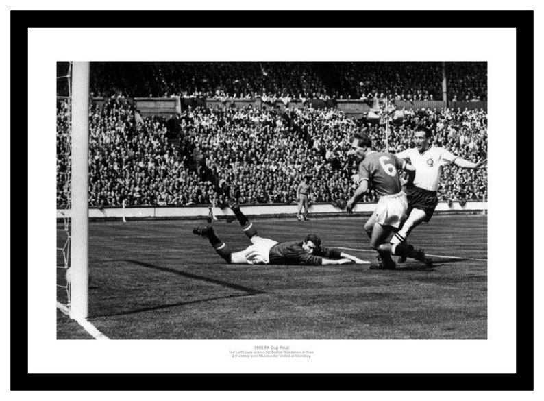 Bolton Wanderers 1958 FA Cup Final Nat Lofthouse Scores Photo Memorabilia image 1