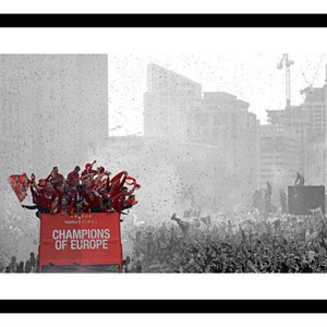 Liverpool 2019 Champions of Europe Celebrations Spot Colour Photo Memorabilia