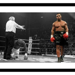Mike Tyson Boxing Legends Spot Colour Photo Memorabilia