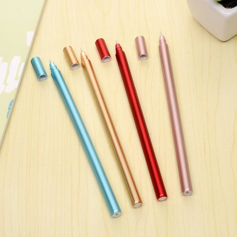 Metallic Fine Tip Gel Pens: Rose Gold, Gold, Silver, Black and R Metallic Fine Tip Gel Pens: Rose Gold, Gold, Silver, Black and R