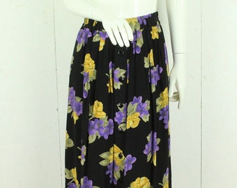 Vintage midi skirt size. M black colorful floral high waist skirt