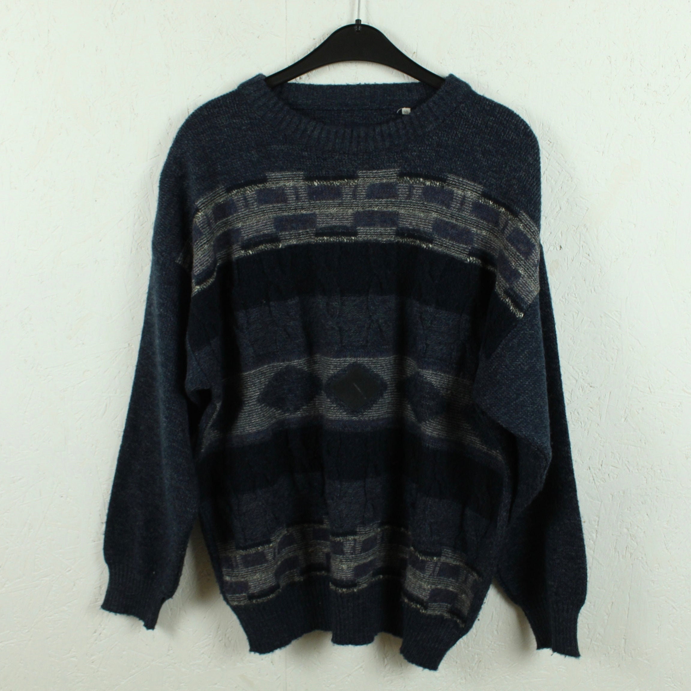 sweater size l