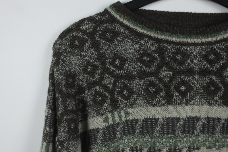Size M Vintage Pullover Vintage Sweater 90s clothing 90s jumper KK06114