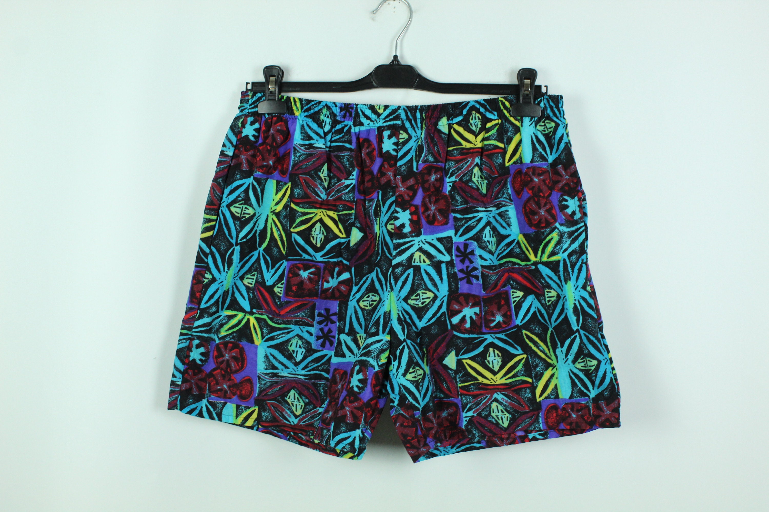 Vintage Crazy Pattern 90s Beach Shorts 